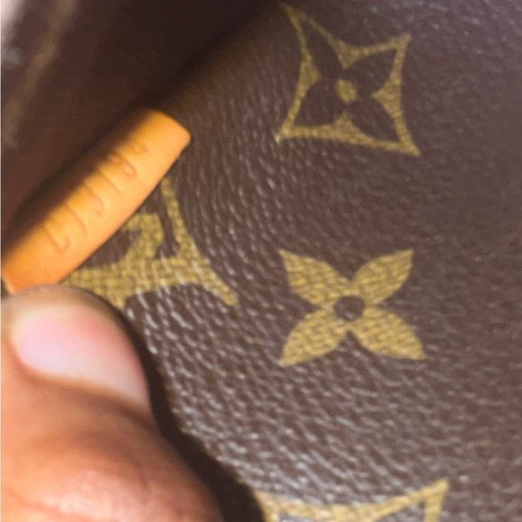 Louis Vuitton EUC Menilmontant PM Monogram Shoulder Bag - Picture 5 of 17